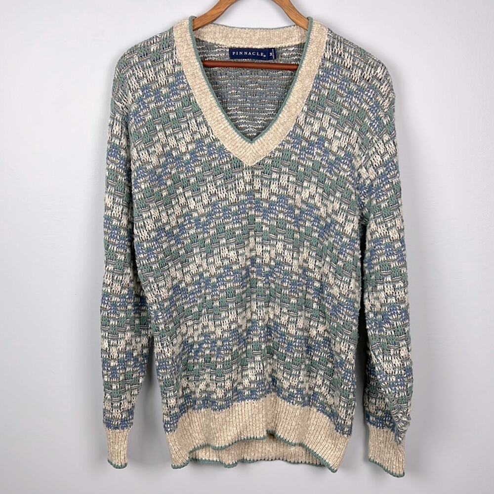 Vintage Pinnacle v neck sweater size medium